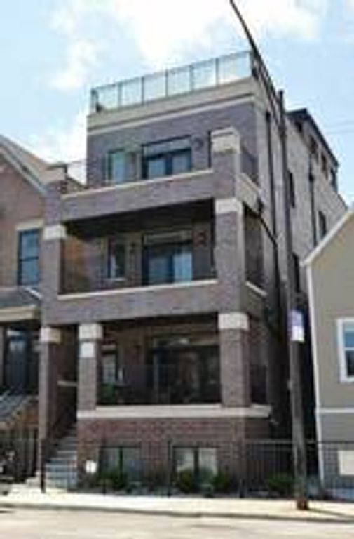 2338 W Grand Avenue 2, Chicago, IL 60612
