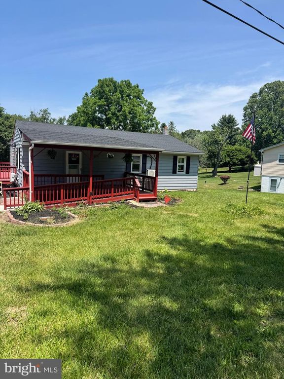 Image 1 of property listing at 4914 ROLLER RD, Millers, MD 21102