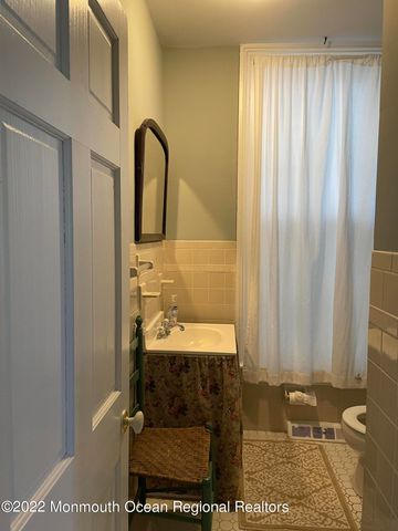 15 Pitman Avenue, Ocean Grove, NJ 07756