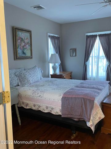 15 Pitman Avenue, Ocean Grove, NJ 07756