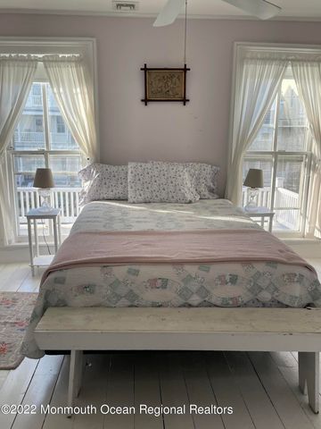 15 Pitman Avenue, Ocean Grove, NJ 07756