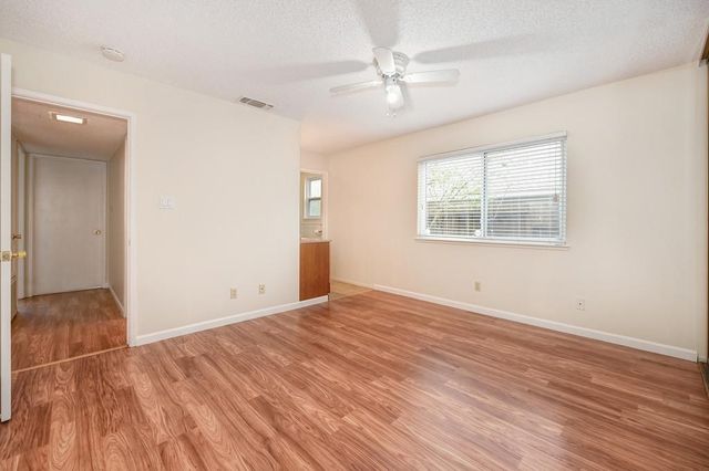 8263 Old Ranch Rd, Citrus Heights, CA 95610