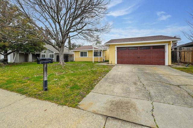 8263 Old Ranch Rd, Citrus Heights, CA 95610