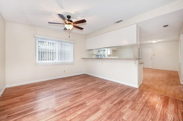 8263 Old Ranch Rd, Citrus Heights, CA 95610