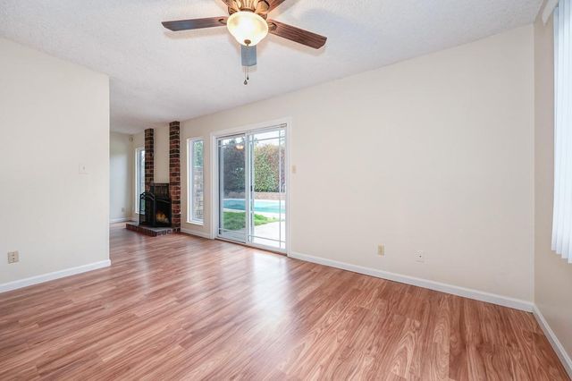 8263 Old Ranch Rd, Citrus Heights, CA 95610