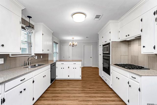 1214 Aurora Pl, Baton Rouge, LA 70806