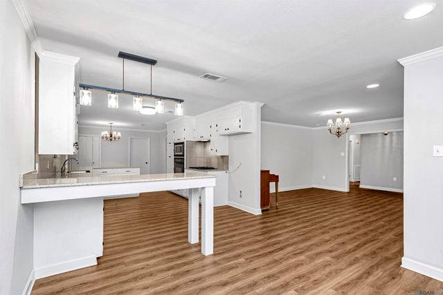 1214 Aurora Pl, Baton Rouge, LA 70806