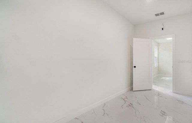 1215 CRAWFORD AVENUE, St Cloud, FL 34769