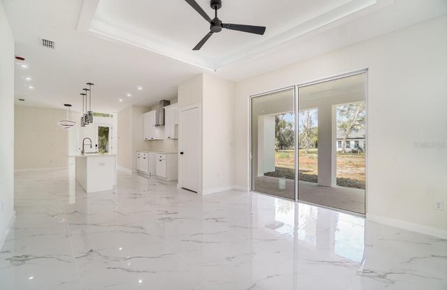 1215 CRAWFORD AVENUE, St Cloud, FL 34769