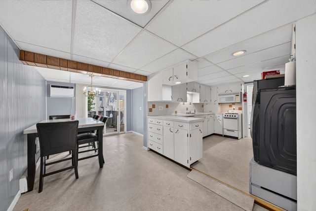 84 Lowell St, Methuen, MA 01844