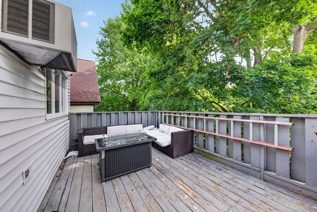 84 Lowell St, Methuen, MA 01844