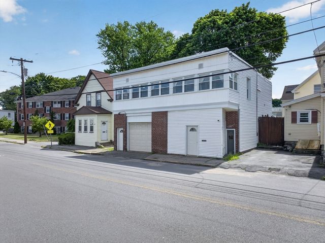 84 Lowell St, Methuen, MA 01844