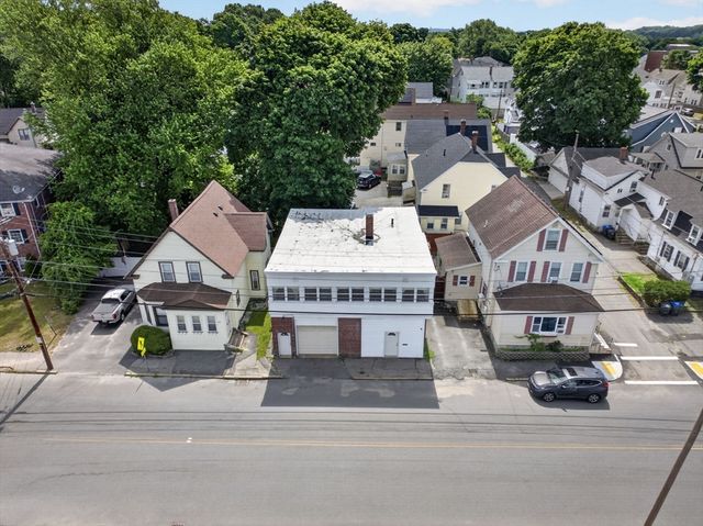 84 Lowell St, Methuen, MA 01844