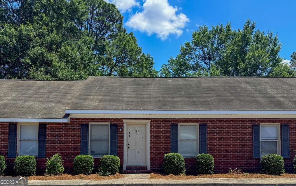 140 Lanier Drive 199, Statesboro, GA 30458