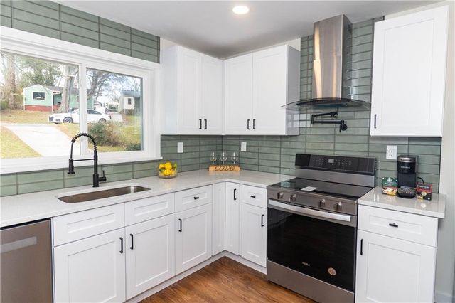 2425 Hillside Avenue, Decatur, GA 30032