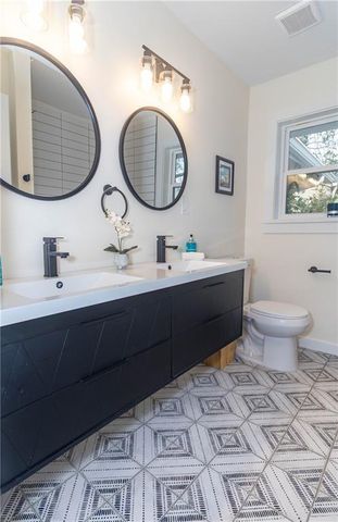 2425 Hillside Avenue, Decatur, GA 30032