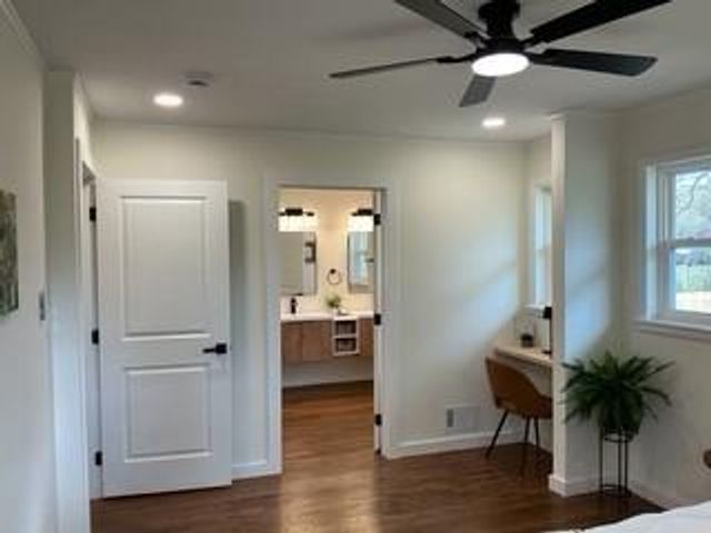 2425 Hillside Avenue, Decatur, GA 30032