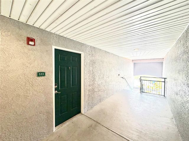 18001 RICHMOND PLACE DRIVE 533, Tampa, FL 33647