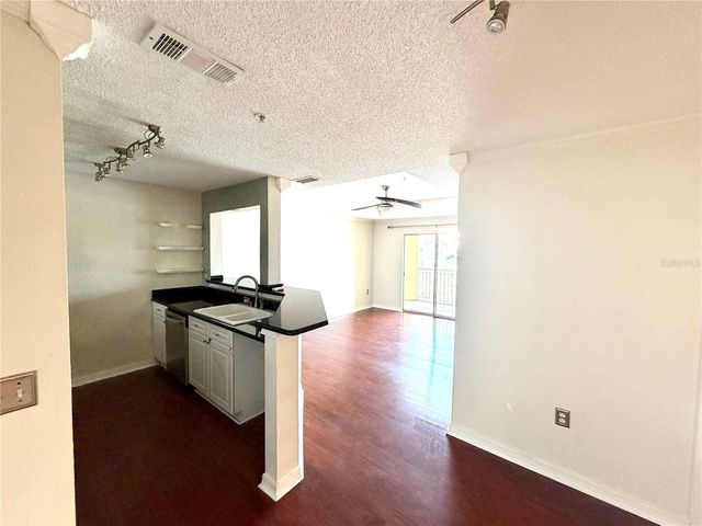 18001 RICHMOND PLACE DRIVE 533, Tampa, FL 33647