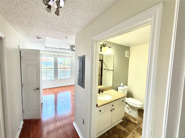18001 RICHMOND PLACE DRIVE 533, Tampa, FL 33647