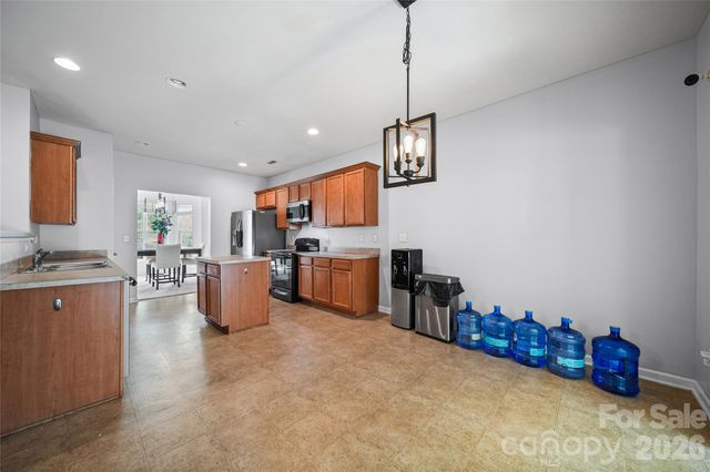 2001 Lake Vista Drive, Mount Holly, NC 28120