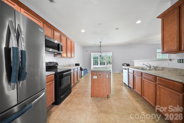 2001 Lake Vista Drive, Mount Holly, NC 28120