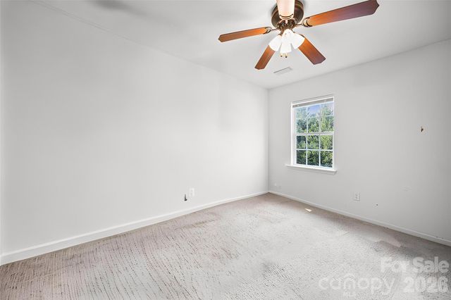 2001 Lake Vista Drive, Mount Holly, NC 28120