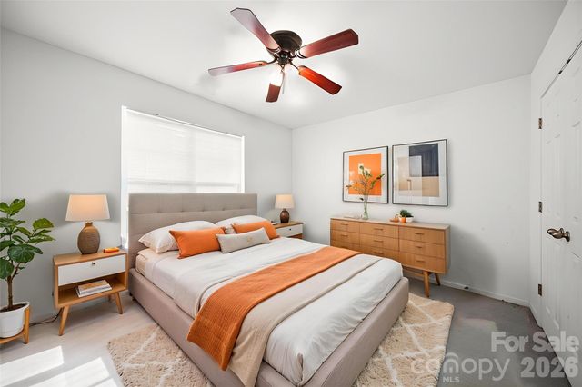 2001 Lake Vista Drive, Mount Holly, NC 28120