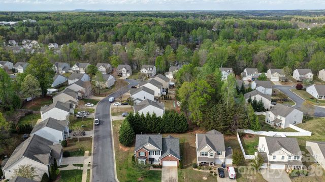 2001 Lake Vista Drive, Mount Holly, NC 28120