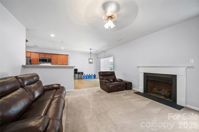 2001 Lake Vista Drive, Mount Holly, NC 28120