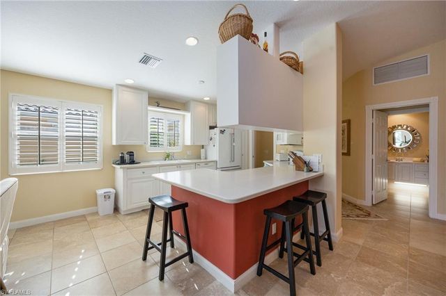 8149 Xenia LN, Naples, FL 34114