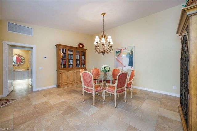 8149 Xenia LN, Naples, FL 34114