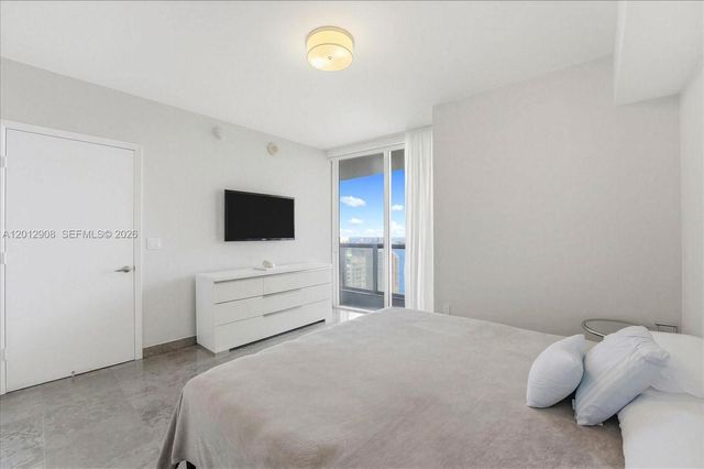 465 Brickell Ave 4805, Miami, FL 33131