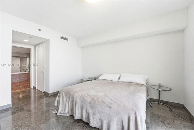465 Brickell Ave 4805, Miami, FL 33131