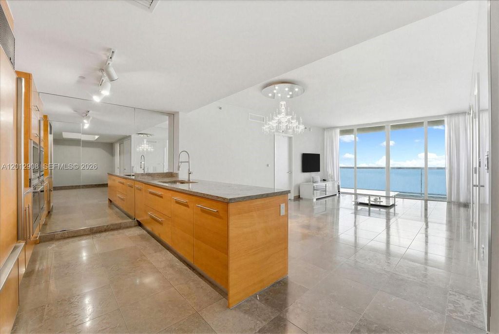 465 Brickell Ave 4805, Miami, FL 33131