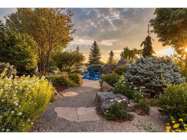 2470 Red Hawk Pl, Broomfield, CO 80023