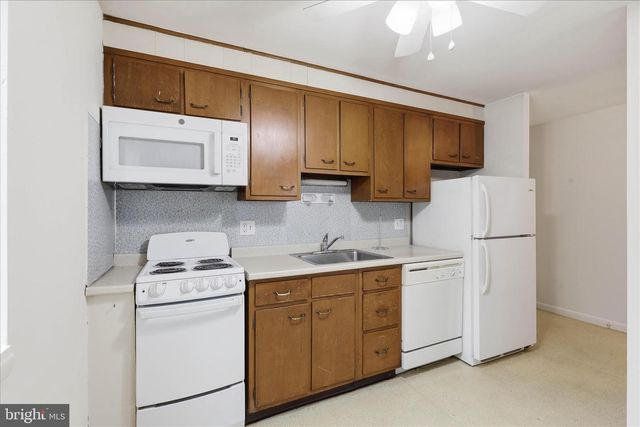 344 MAPLE ST, Columbia, PA 17512