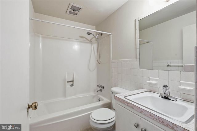 344 MAPLE ST, Columbia, PA 17512