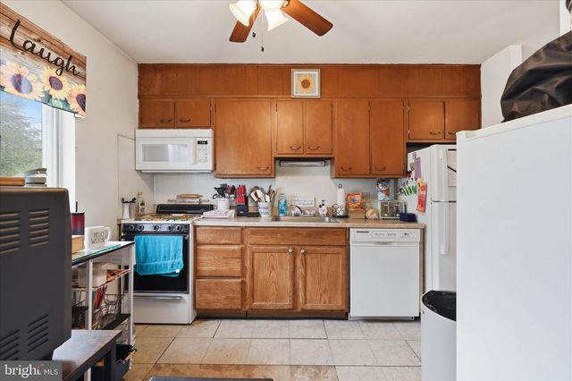 344 MAPLE ST, Columbia, PA 17512