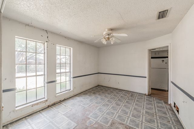 3922 Greenway Drive, Garland, TX 75041