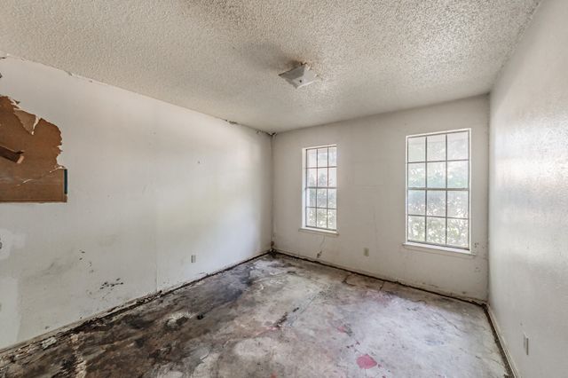 3922 Greenway Drive, Garland, TX 75041