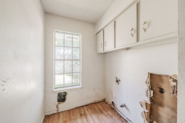 3922 Greenway Drive, Garland, TX 75041