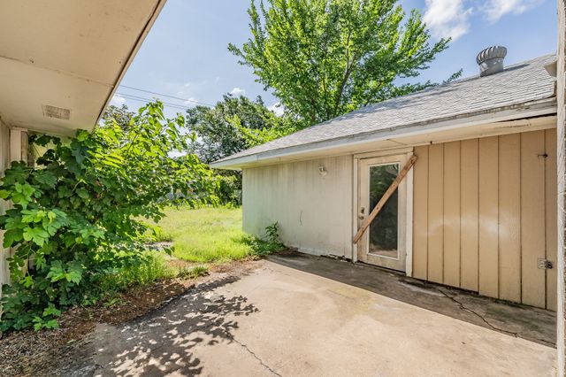 3922 Greenway Drive, Garland, TX 75041