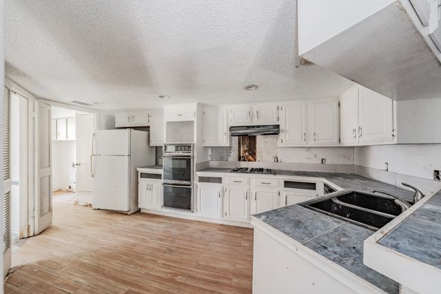 3922 Greenway Drive, Garland, TX 75041