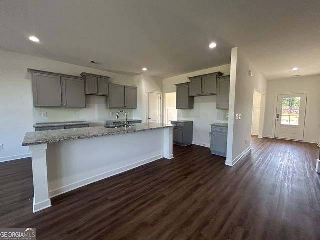 107 Purackal Lane, Statham, GA 30666