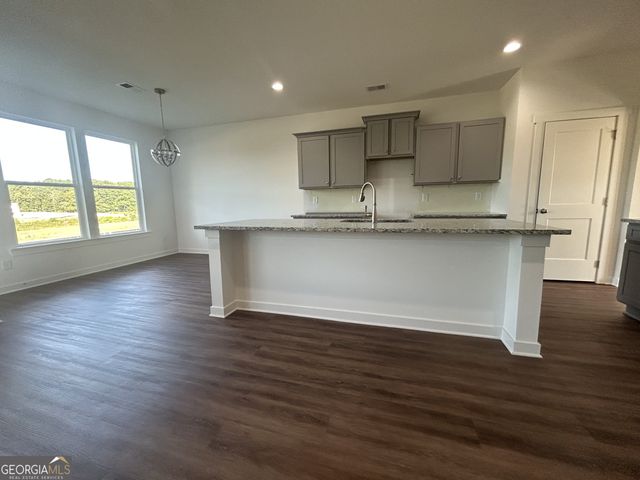 107 Purackal Lane, Statham, GA 30666