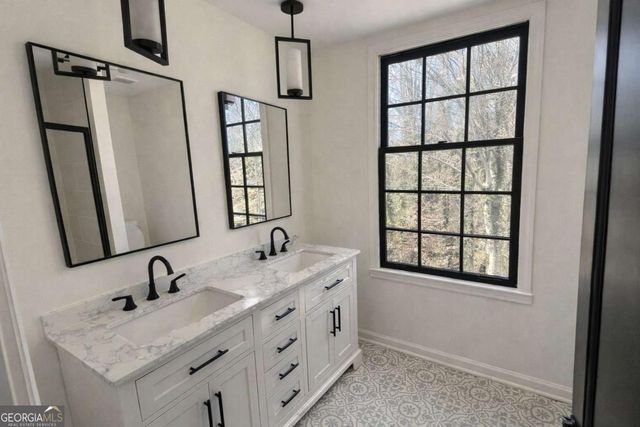 4570 Orkney Lane SW, Atlanta, GA 30331