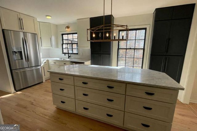 4570 Orkney Lane SW, Atlanta, GA 30331