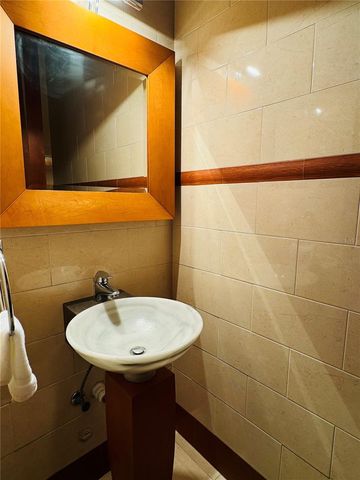 Murano AVE PALMA REAL, Guaynabo, PR 00969