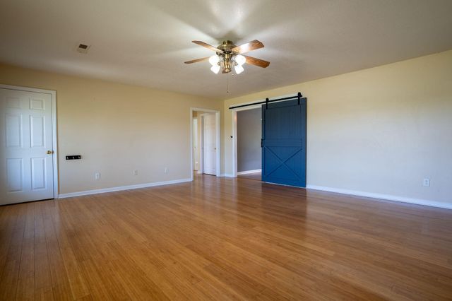 9555 N Ga 301, Trenton, GA 30752